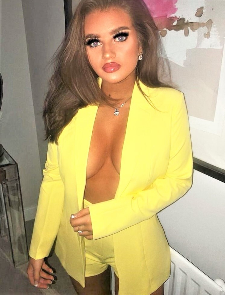 Индивидуалка Санкт-Петербурга Кристина +7(981)214-21-80 метро Владимирская